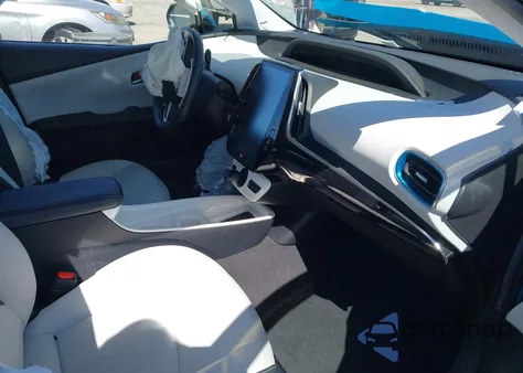 2017 Toyota Prius Prime Advanced из США, поврежденный, VIN JTDKARFP3H3057804